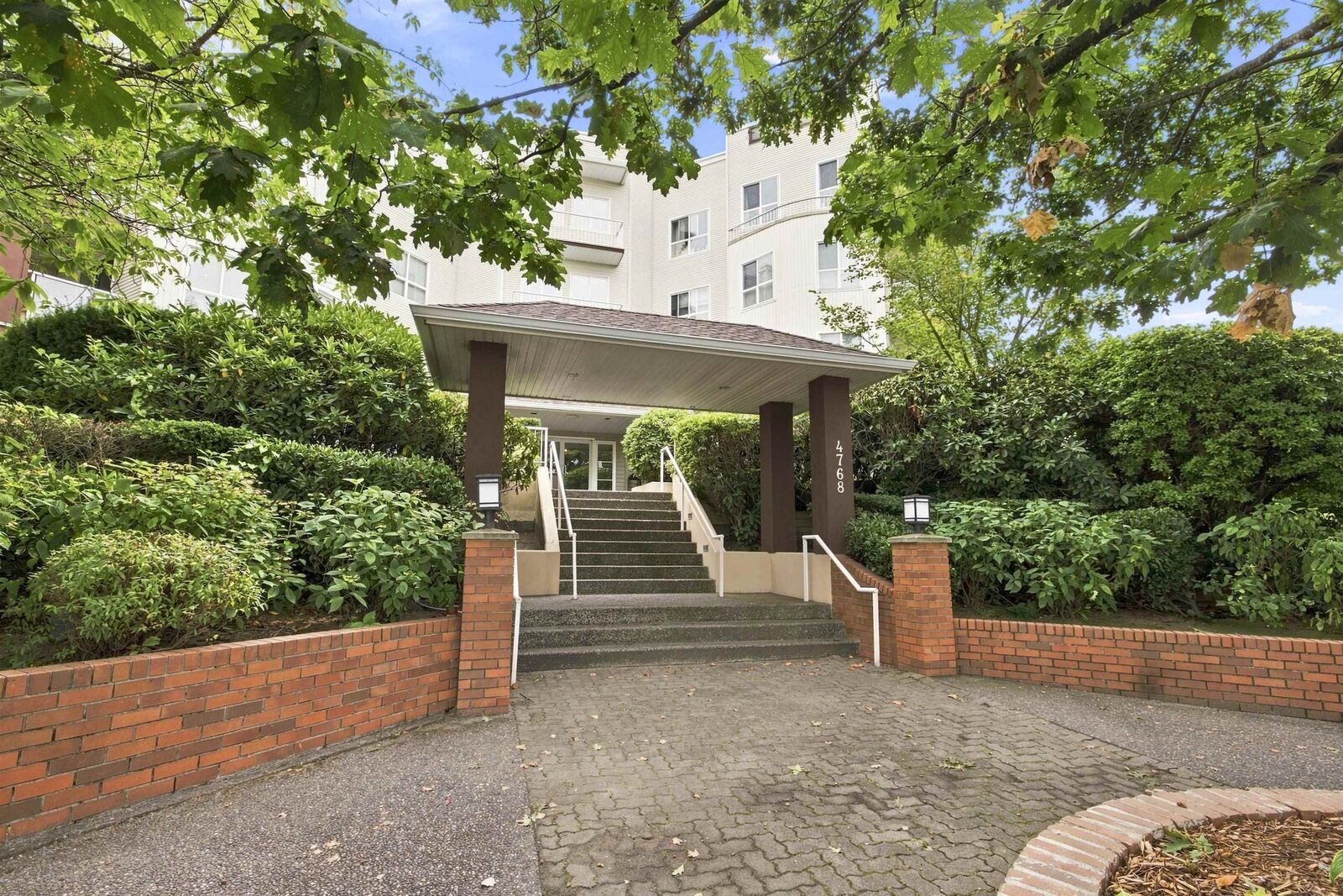 Property Photo:  4768 53 Street 111  BC V4K 5B2 