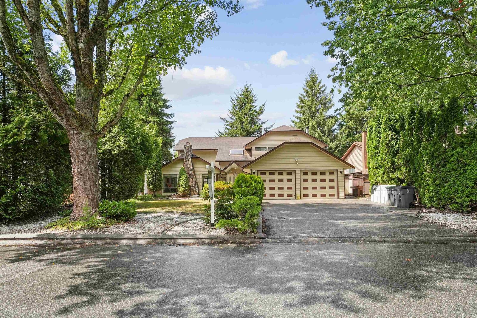 Property Photo:  9955 149 Street  BC V3R 7N2 