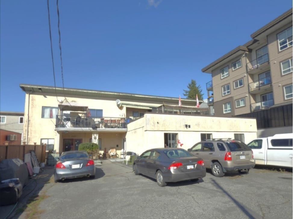 Property Photo:  727 Fourth Avenue  BC V3L 2W4 