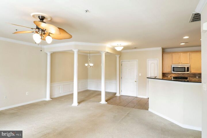 Property Photo:  9712 Handerson Place 406  VA 20111 