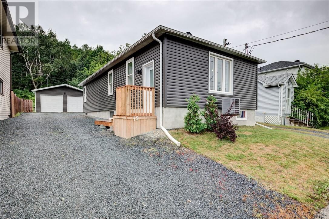 Property Photo:  79 Copper Street  ON P3E 2C4 