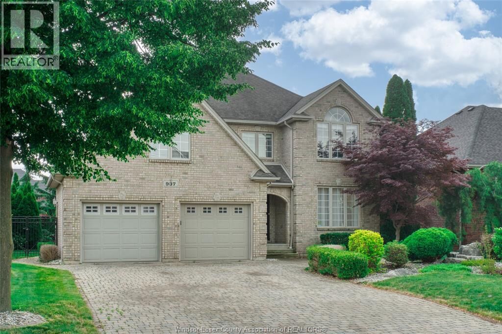 Property Photo:  937 Pavan  ON N9G 2X5 