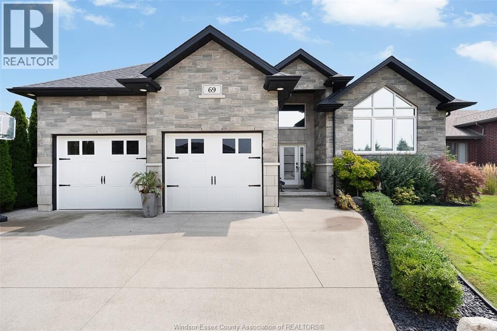 Property Photo:  69 Conservation Boulevard  ON N9Y 0E5 