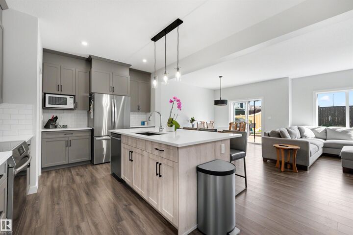 Property Photo:  61 Penn Place  AB T7X 2W7 