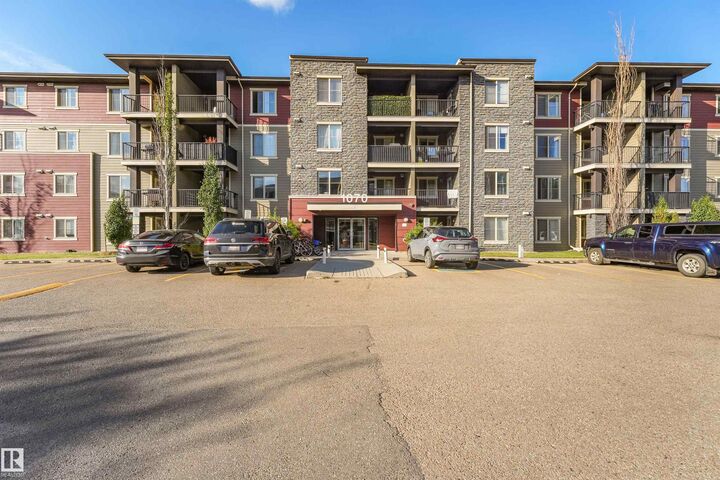 Property Photo:  1070 Macconachie Boulevard NW 408  AB T5Y 0X1 