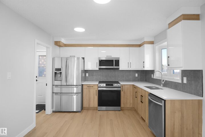 Property Photo:  3312 44A Street NW  AB T6L 4W9 