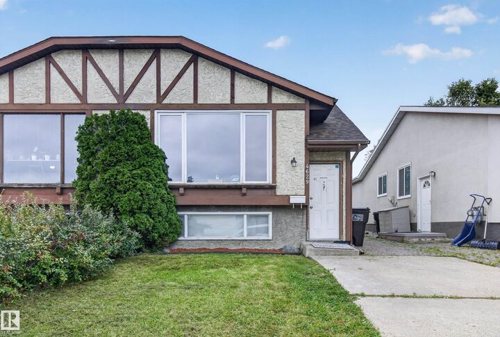 Property Photo:  4629 126 Avenue NW  AB T5A 4L1 