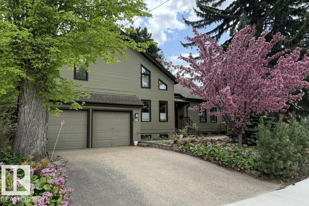 Property Photo:  5607 107 Street NW  AB T6H 2X6 