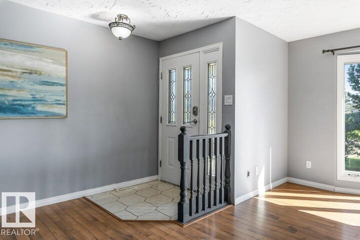 Property Photo:  13516 81 Street NW  AB T5C 1N9 