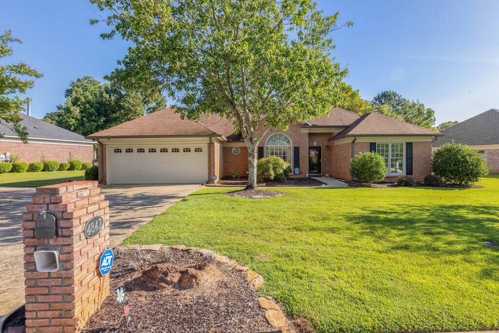 Property Photo: 4847 Springwood Circle GA 31909