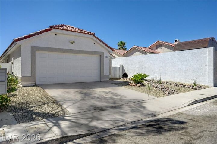 Property Photo: 7313 Silver Ridge Drive NV 89128