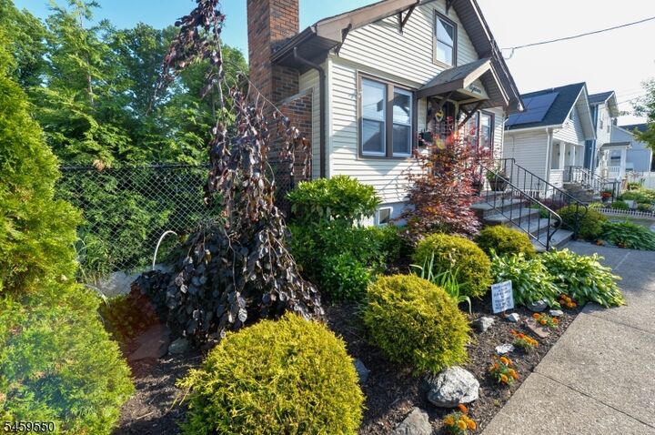 Property Photo:  18 Parker Ave  NJ 07506 