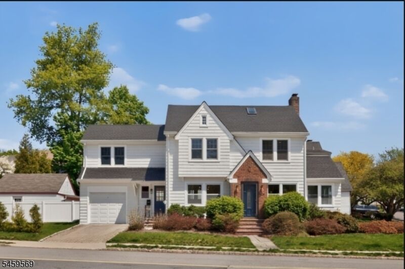 Property Photo: 909 Ridgewood Rd NJ 07041