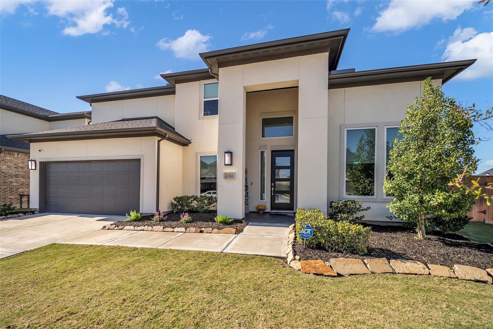 Property Photo:  21102 Chelton Beach Drive  TX 77433 