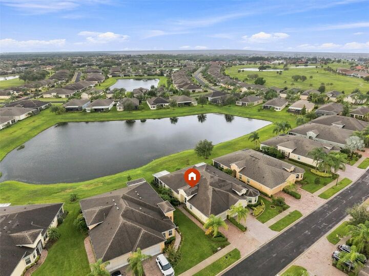 Property Photo:  629 Chipper Drive  FL 33573 
