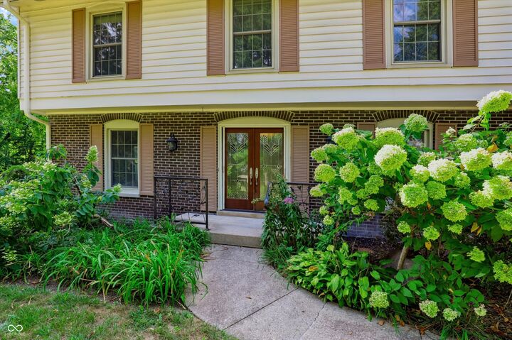 Property Photo:  710 Forest Boulevard  IN 46240 