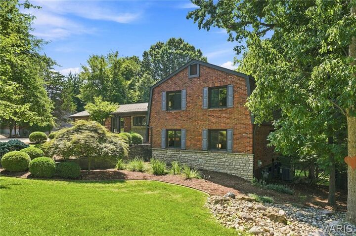 Property Photo: 1926 Grassy Ridge Road MO 63122