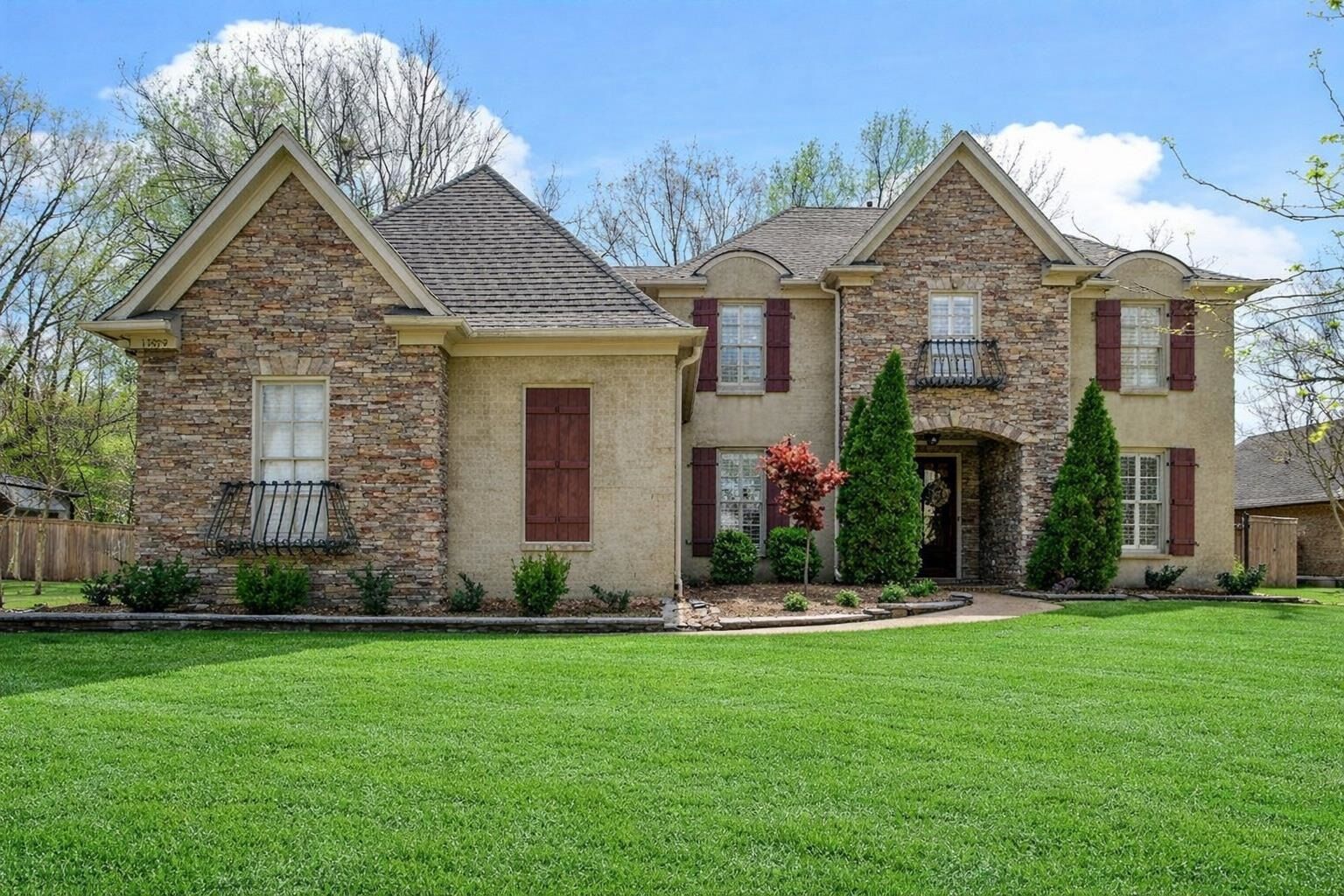 Property Photo:  11979 Henning Oaks Ln  TN 38002 