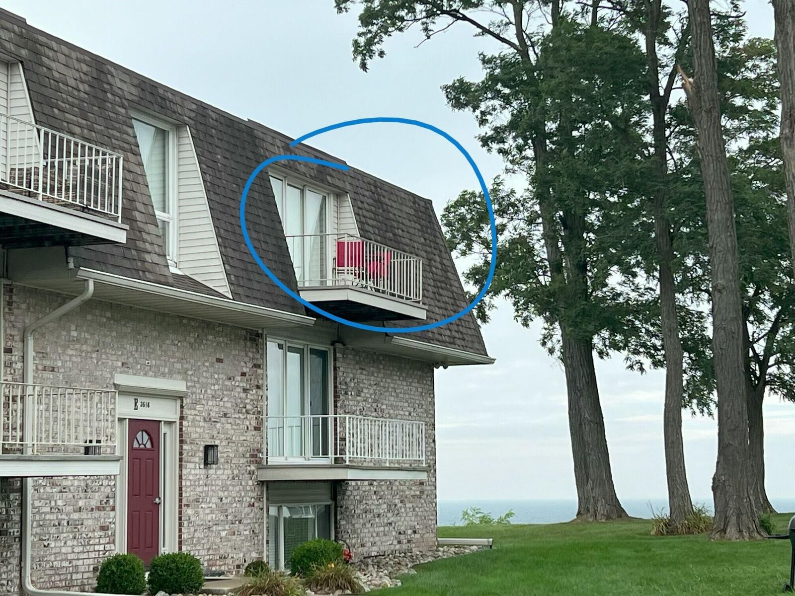 Property Photo:  3616 Lakeshore Drive  MI 49085 