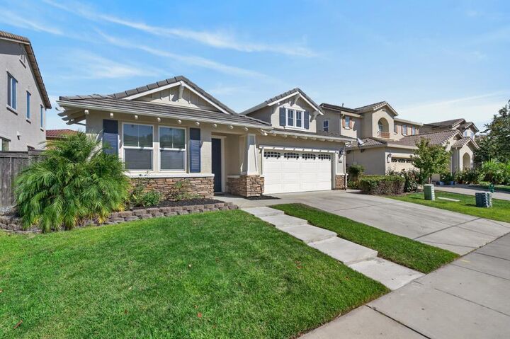 Property Photo:  8141 Suarez Way  CA 95757 