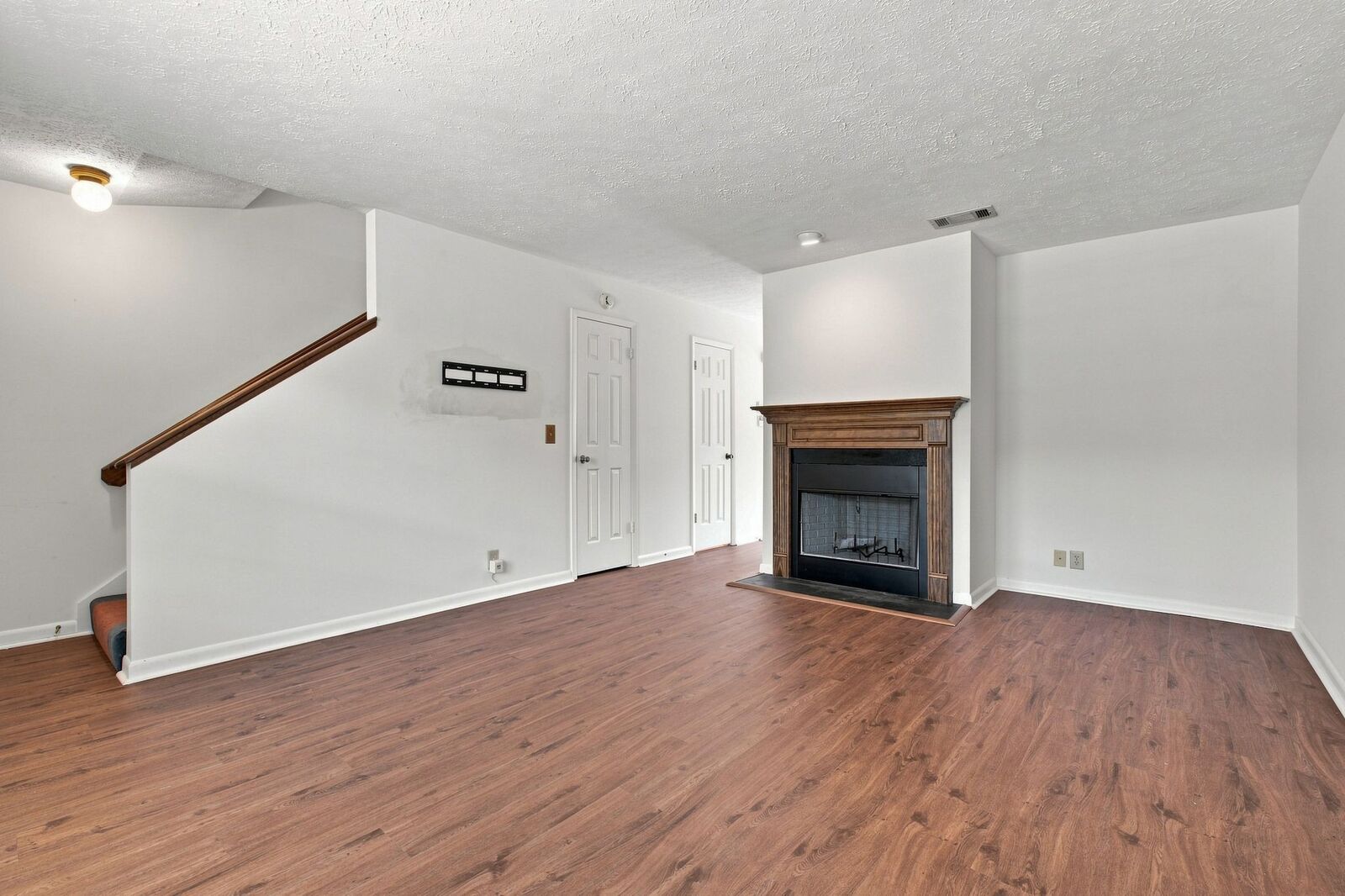 Property Photo: 264 Mayflower Ln N TN 37115