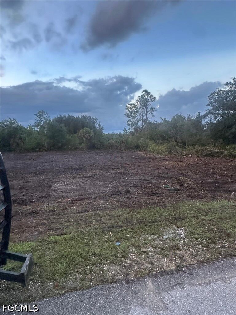 Property Photo:  496 Westchester Drive  FL 33972 