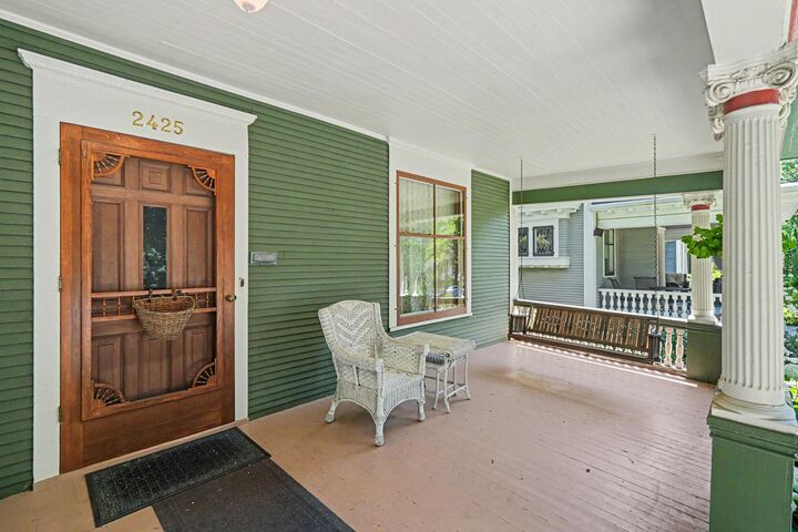 Property Photo: 2425 Bryant Avenue S MN 55405