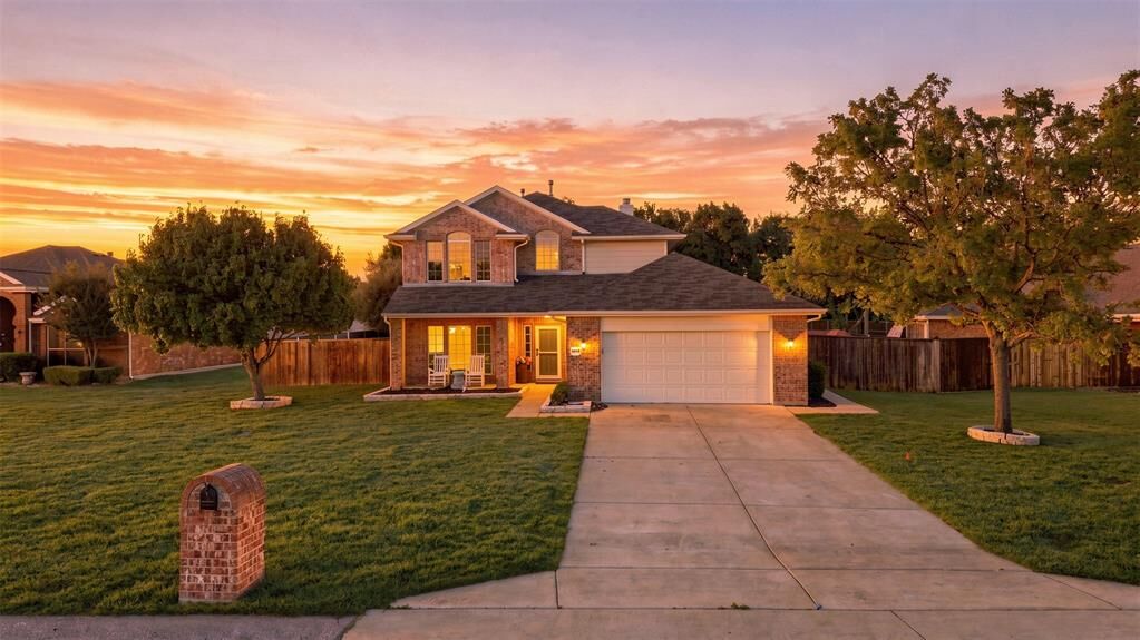 Property Photo: 2774 Cobblestone Drive TX 75087