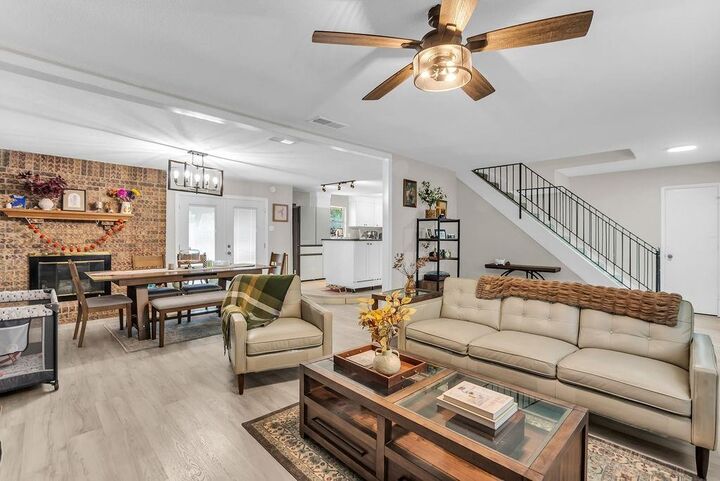 Property Photo:  2416 Summer Place Drive  TX 75062 