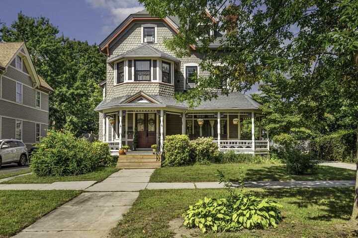 Property Photo: 95 Dartmouth St MA 01109