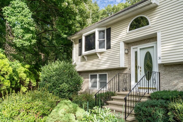 Property Photo:  31 Wildmere Ave  MA 01803 