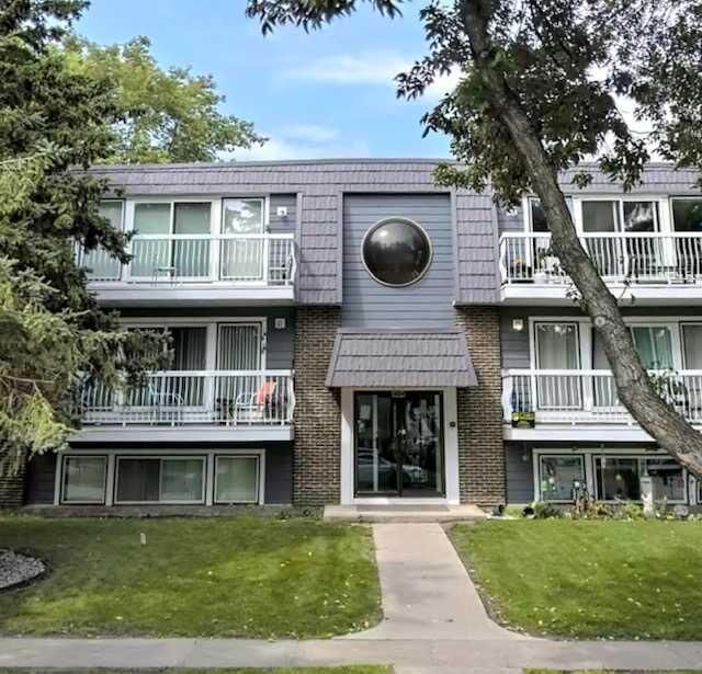 Property Photo:  4814 46 Street 304  AB T4N 1N1 