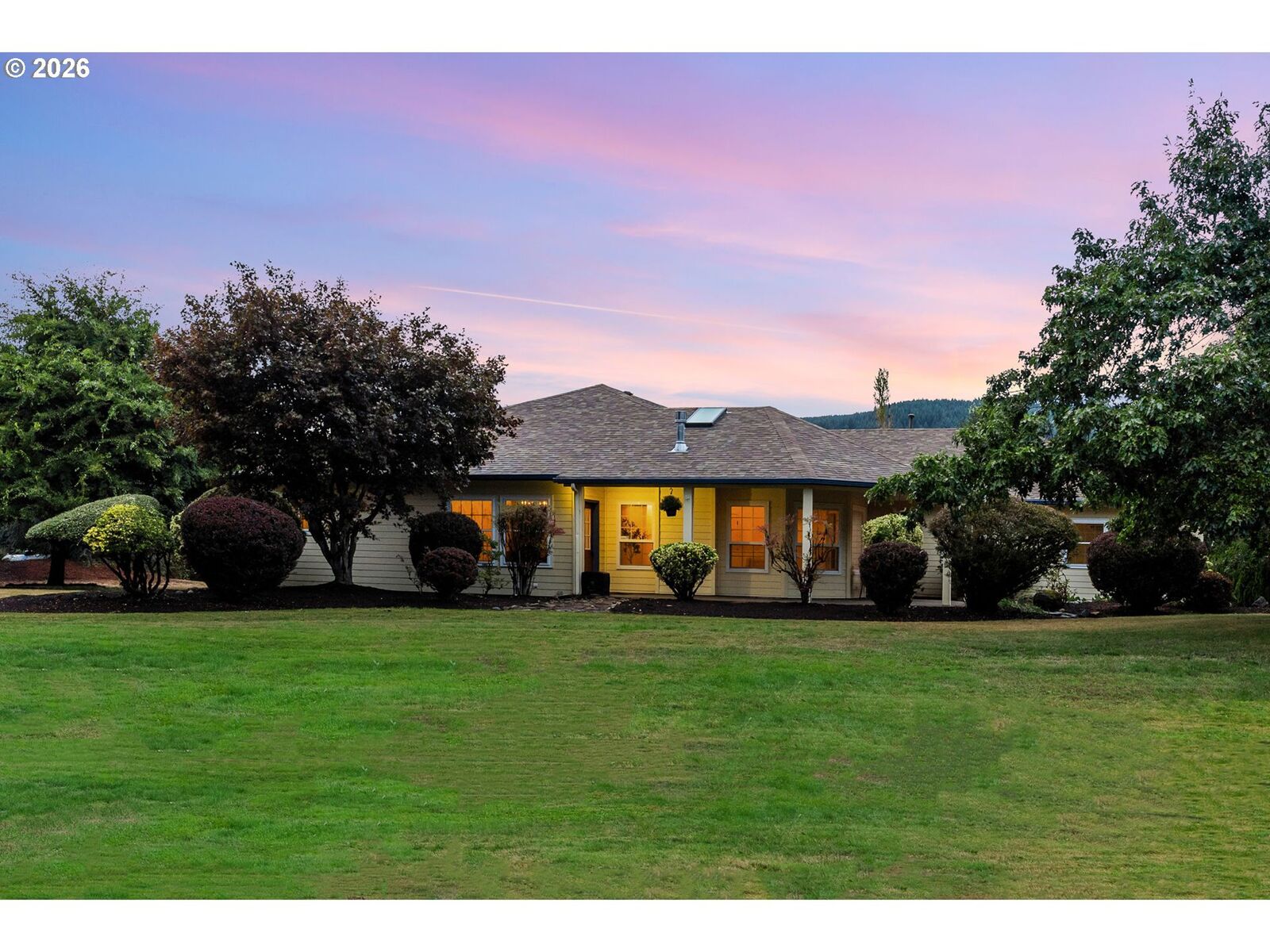 Property Photo: 39141 Easton Ln OR 97477
