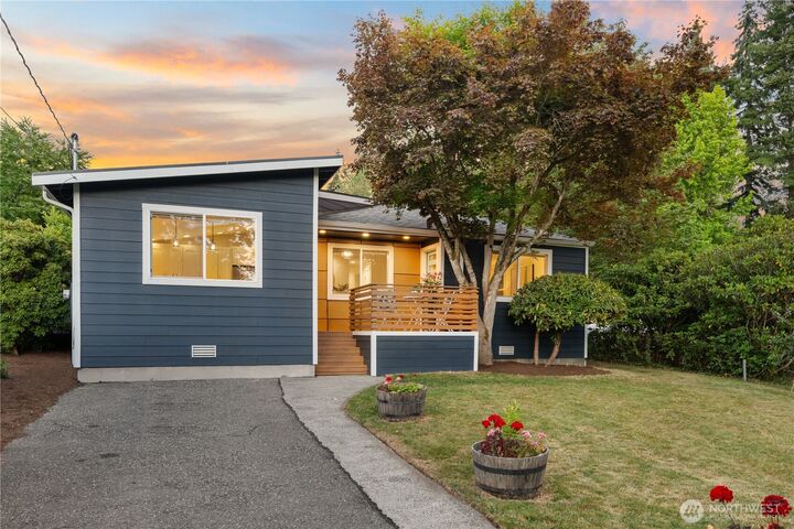 Property Photo: 12032 38th Avenue NE WA 98125