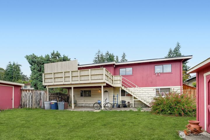Property Photo: 12524 13th Avenue SW WA 98146