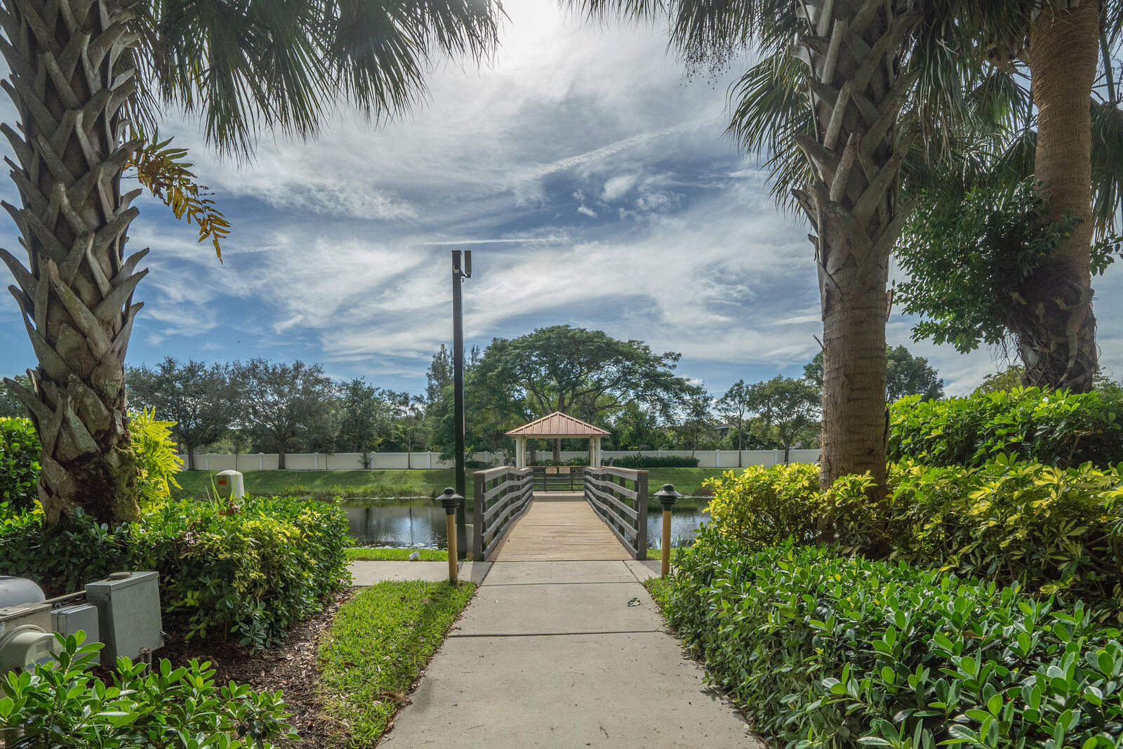 Property Photo: 948 NW 18th Avenue FL 33486