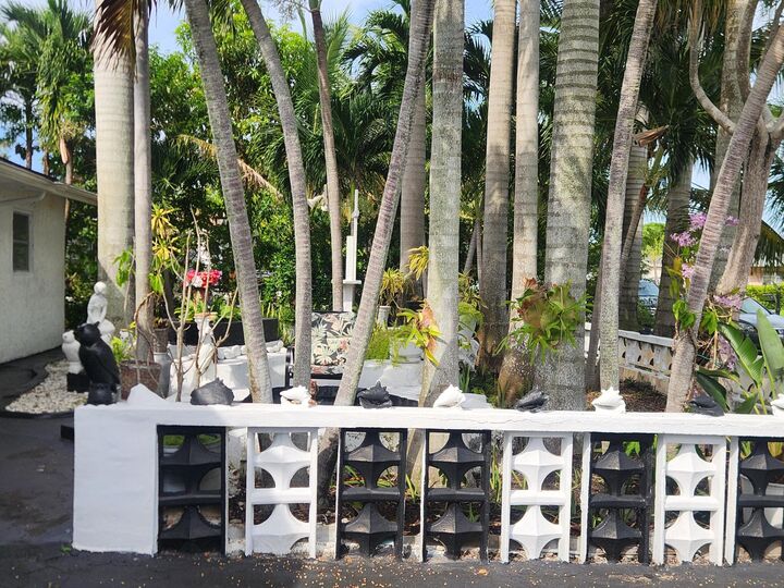 Property Photo: 225 S Sequoia Drive FL 33409
