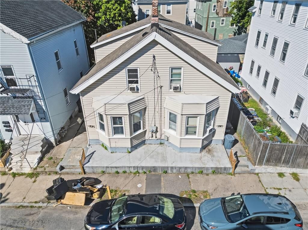 Property Photo:  32 Ruggles Street  RI 02908 