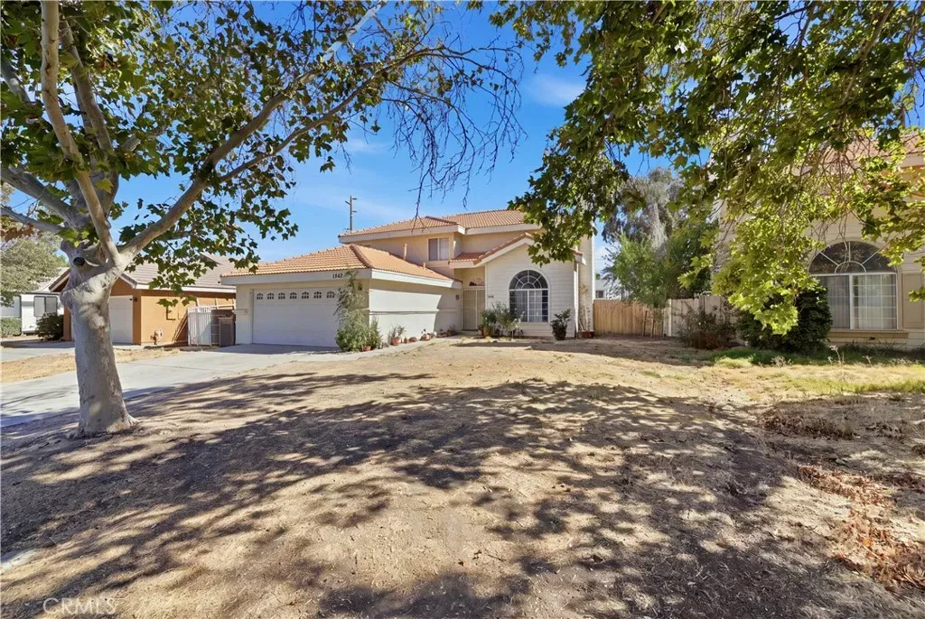 Property Photo:  1342 Lightcap Street  CA 93535 