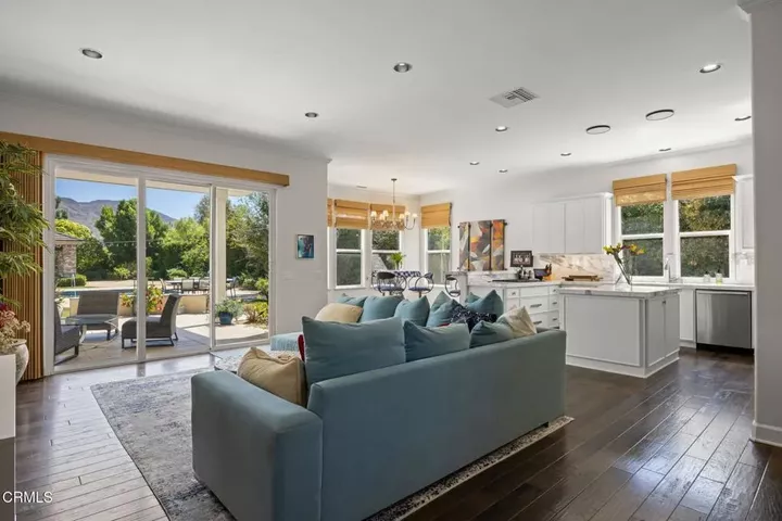 Property Photo: 1727 Cervato Court CA 93012