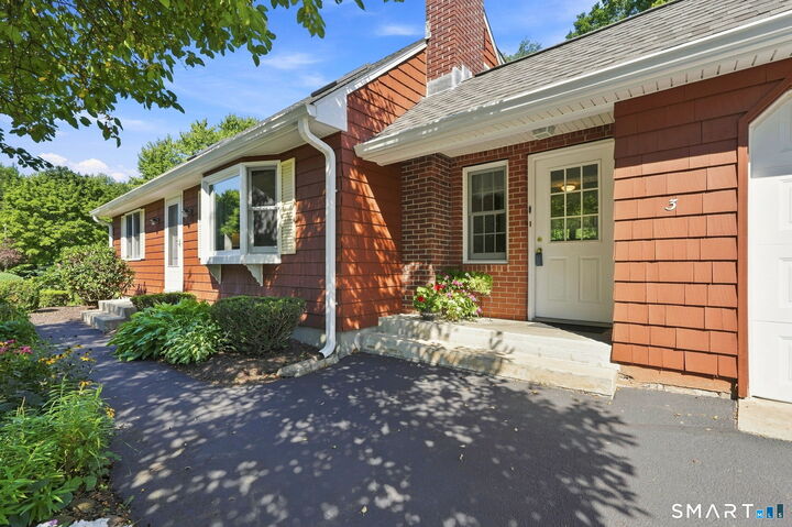 Property Photo:  3 Pilgrim Circle  CT 06082 