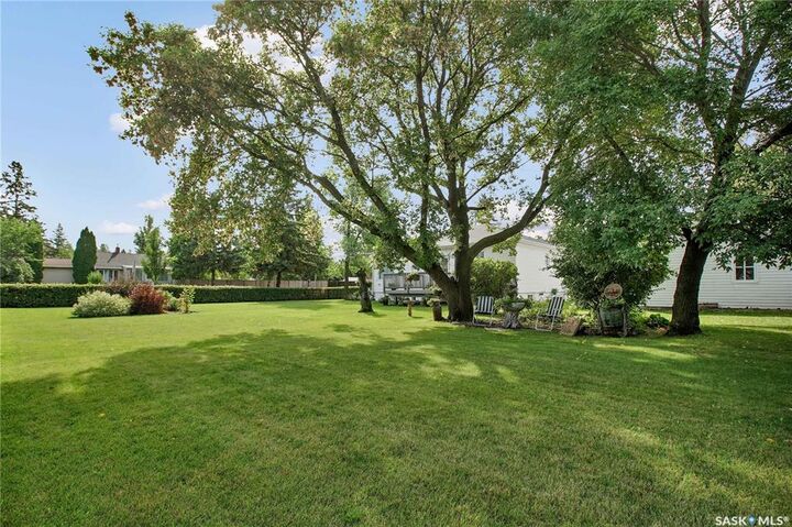 Property Photo:  2001 2nd Street  SK S0K 3R0 