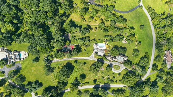 Property Photo: 406 Hillside Drive PA 15143