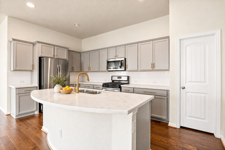 Property Photo:  6800 Catania Loop  TX 78665 