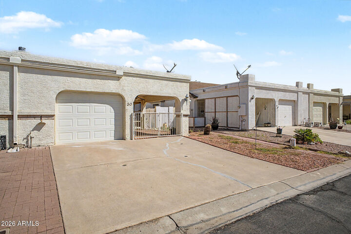 Property Photo:  1920 S Plaza Drive 30  AZ 85120 