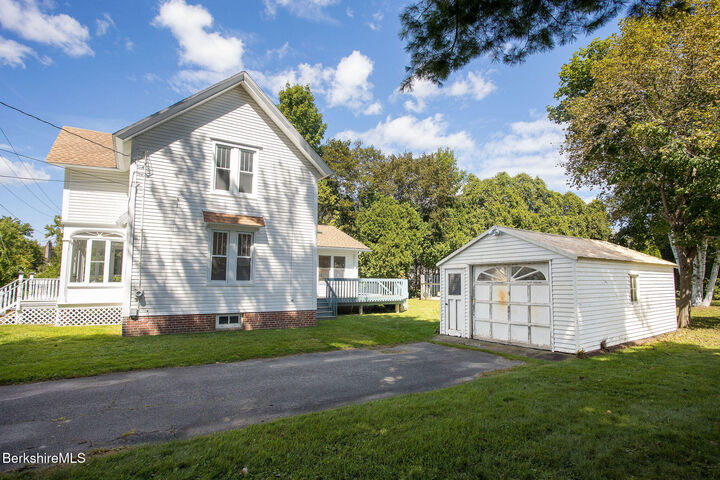Property Photo:  24 Elmvale Place  MA 01201 