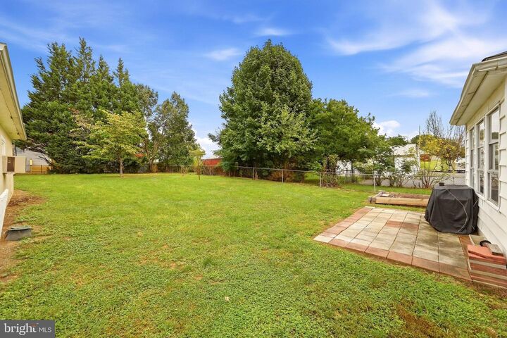 Property Photo:  427 Woodbury Avenue  WV 25404 