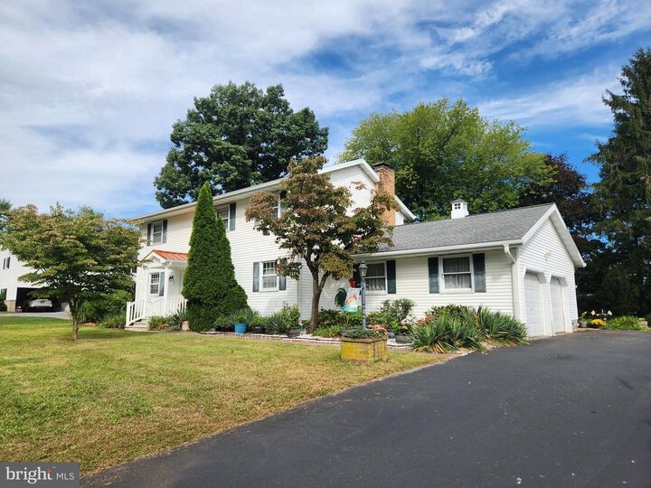 Property Photo:  27 Forest Avenue  PA 17033 