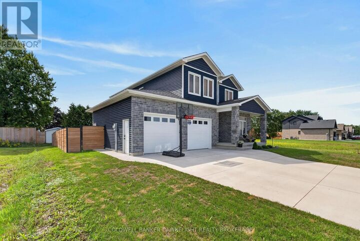 Property Photo:  499 Motz Boulevard  ON N0M 1S1 