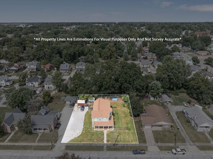 Property Photo:  301 W 5th St  MO 65251 